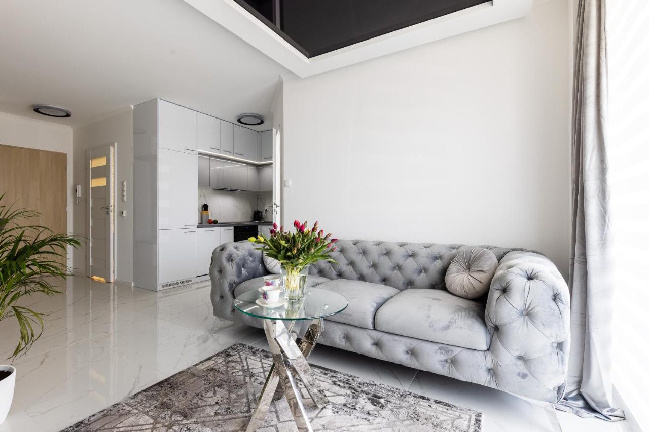 Apartament Z Basenem I Kominkiem ,,Baltic Sun” Sztutowo Exterior photo