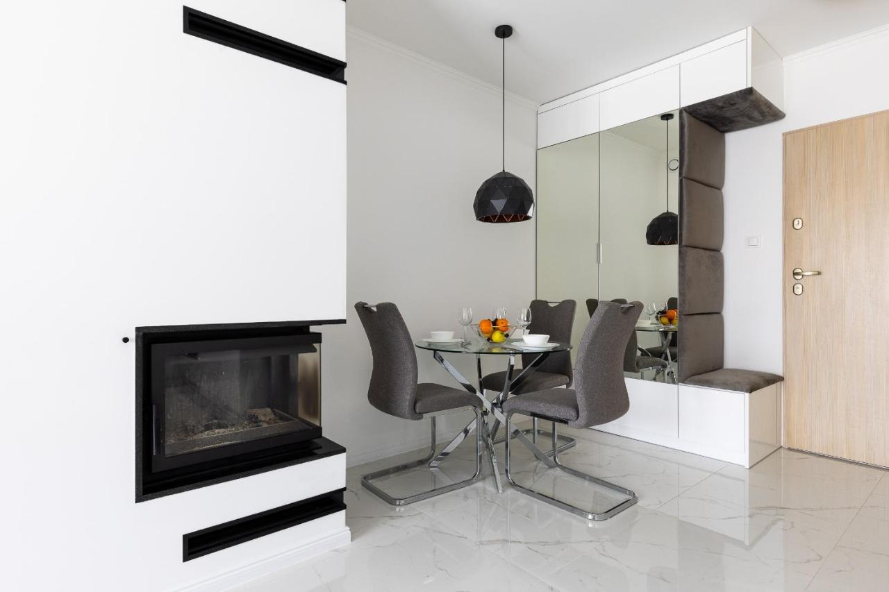 Apartament Z Basenem I Kominkiem ,,Baltic Sun” Sztutowo Exterior photo
